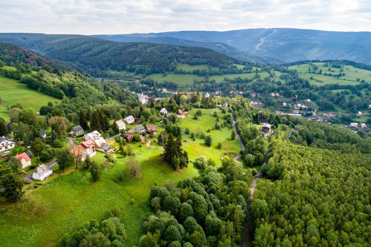 Apartmany Nad Slikovkou Jáchymov Dış mekan fotoğraf