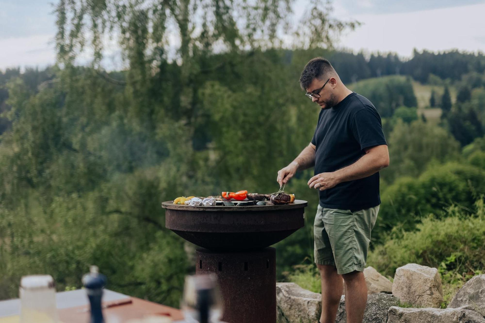 Apartmany Nad Slikovkou Jáchymov Dış mekan fotoğraf